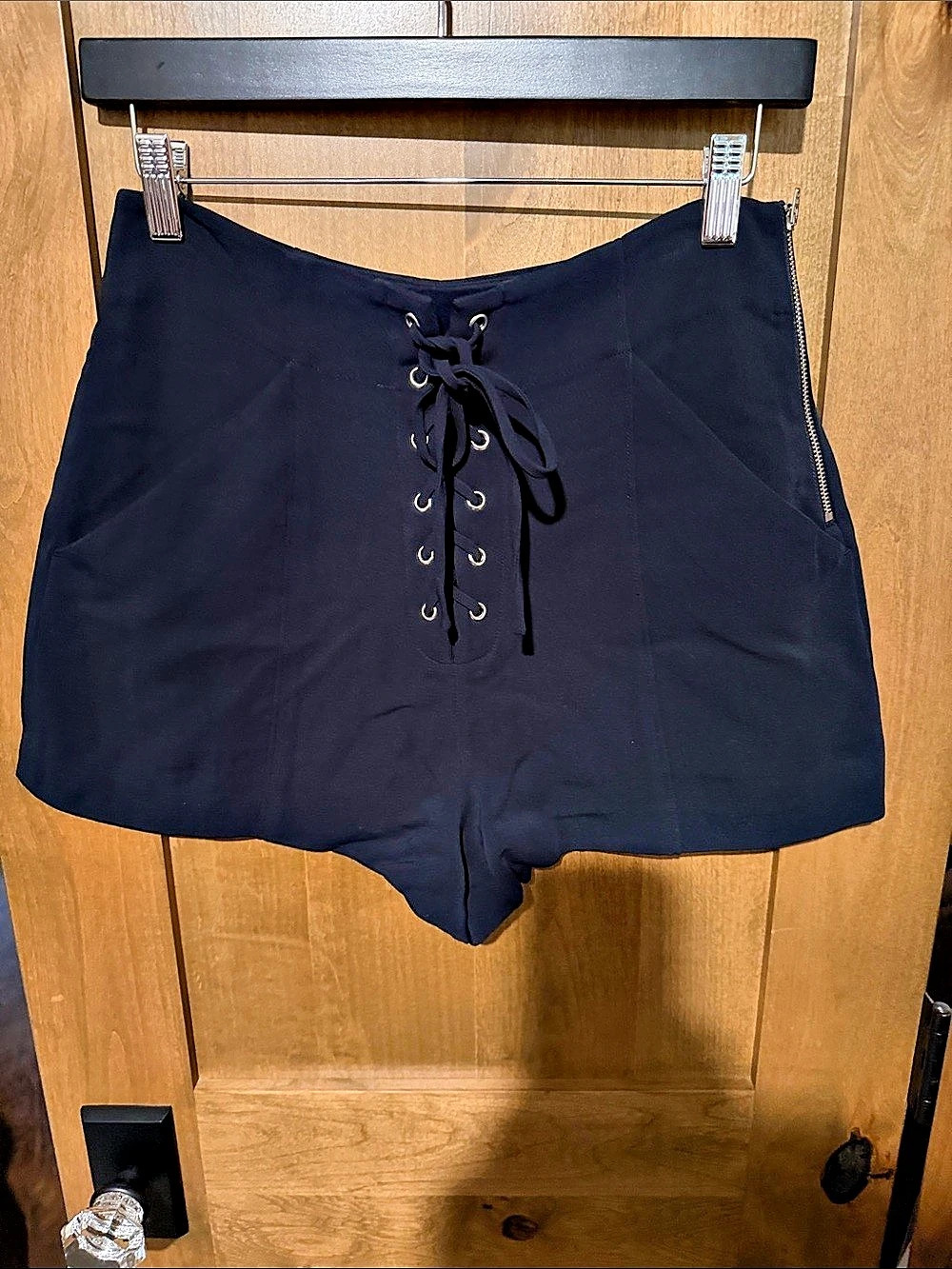A.L.C. Leon Short. Lace-Up High Waist Shorts Black Size 6